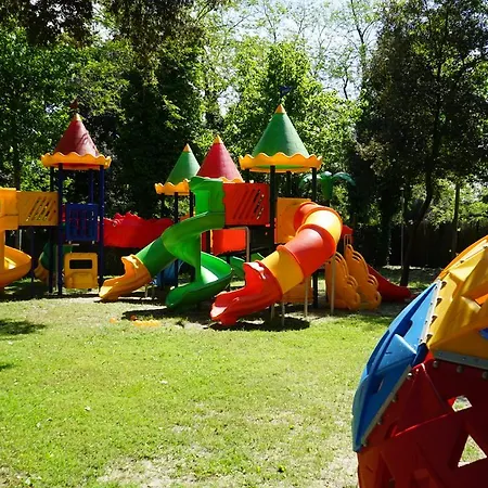 Village Camping *